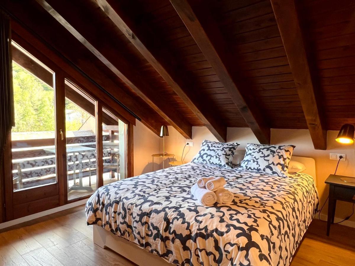 Duplex La Roca - L'Amfitriona Daire Espot Dış mekan fotoğraf