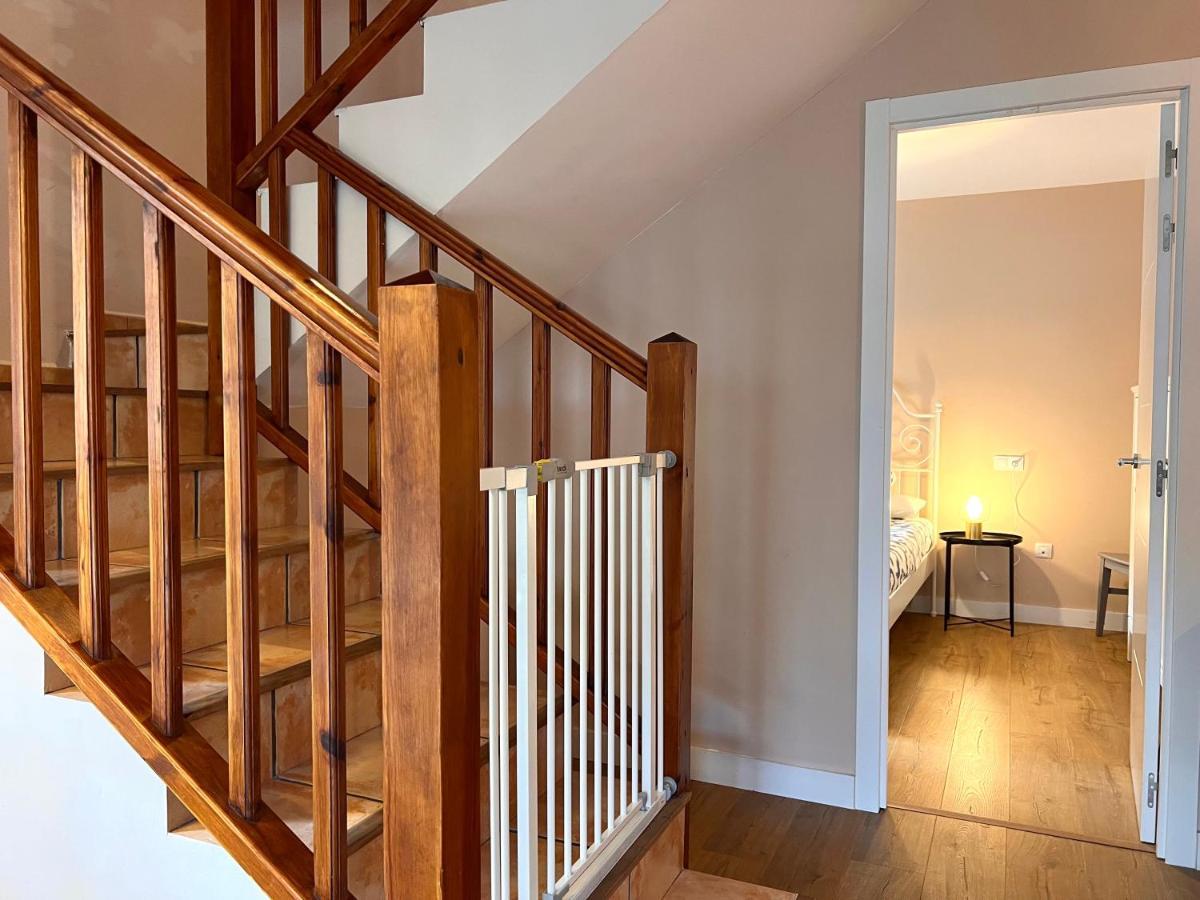 Duplex La Roca - L'Amfitriona Daire Espot Dış mekan fotoğraf